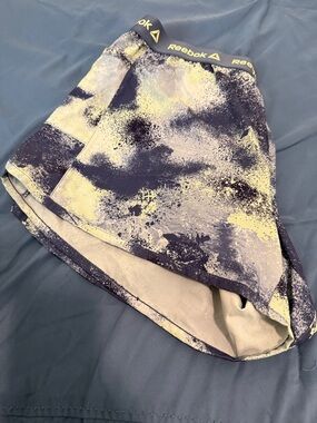 Reebok Women’s Navy & Yellow Printed Athletic Shorts